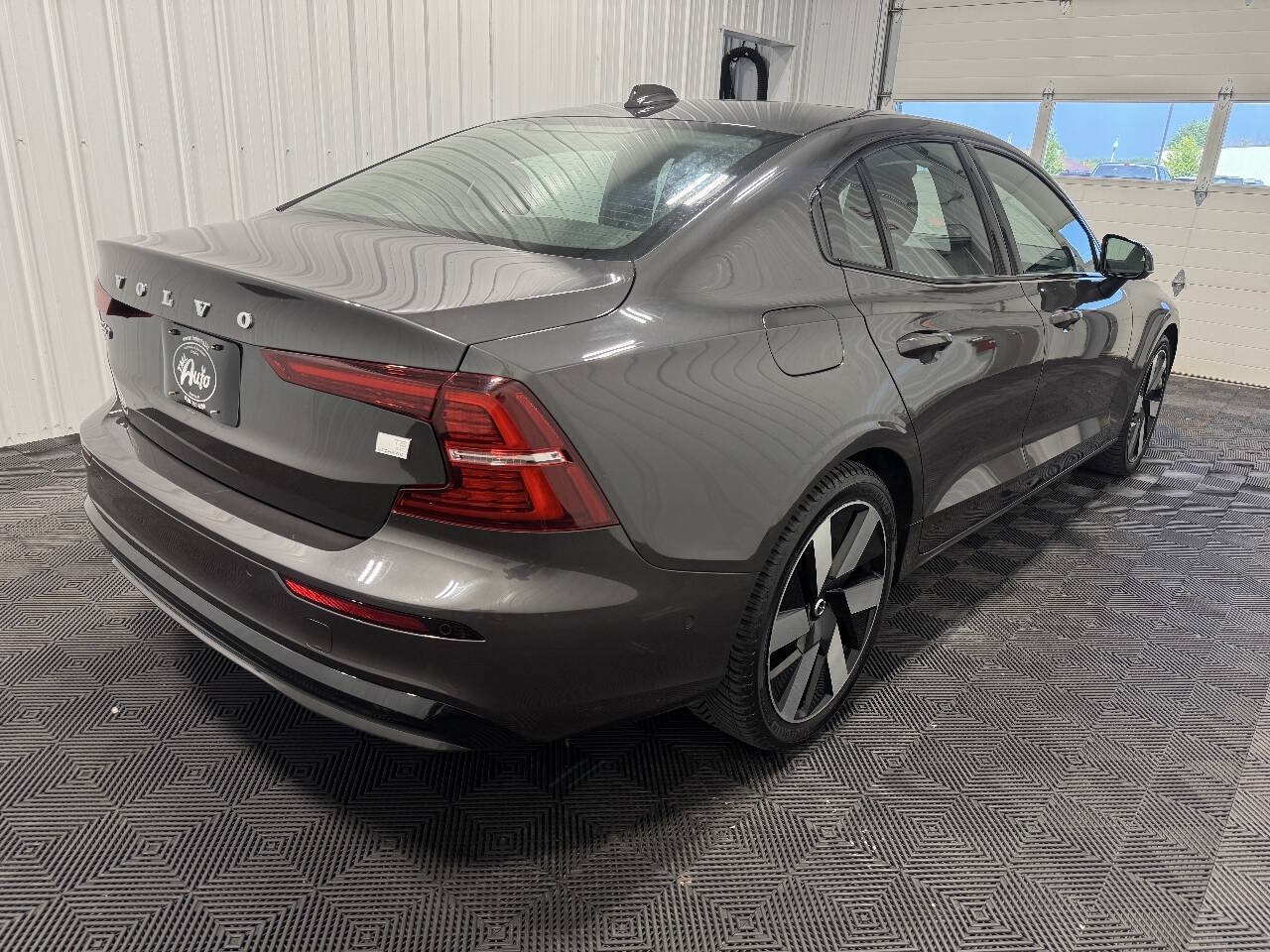 Used 2024 Volvo S60 T8 Plus AWD/4WD image 3