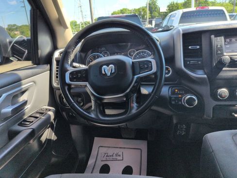 Used 2020 RAM 1500 Big Horn AWD/4WD image 13