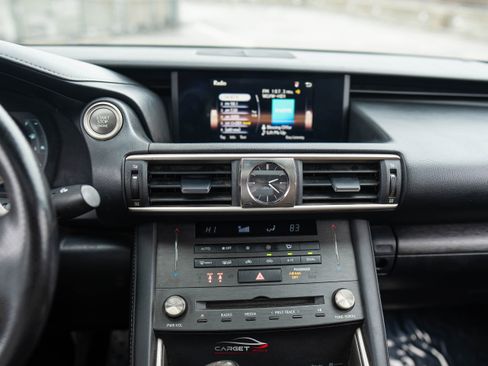 Used 2019 Lexus IS 300 F Sport w/ F Sport Package image 31