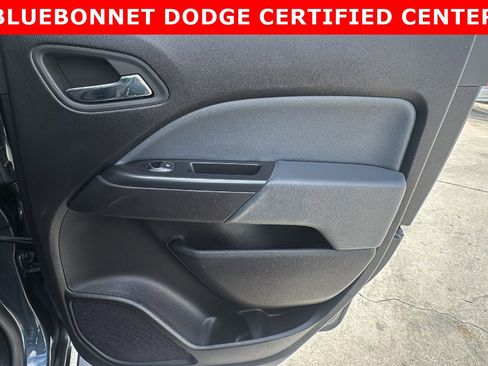 Used 2019 Chevrolet Colorado Z71 AWD/4WD image 26