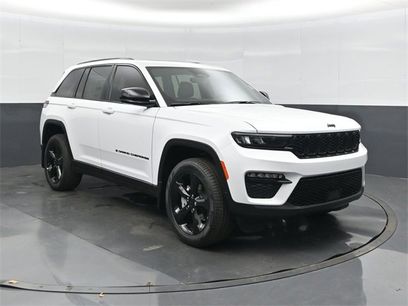 New 2025 Jeep Grand Cherokee Limited w/ Black Appearance Package