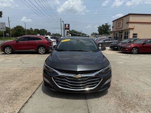 Used 2020 Chevrolet Malibu LT FWD image 2