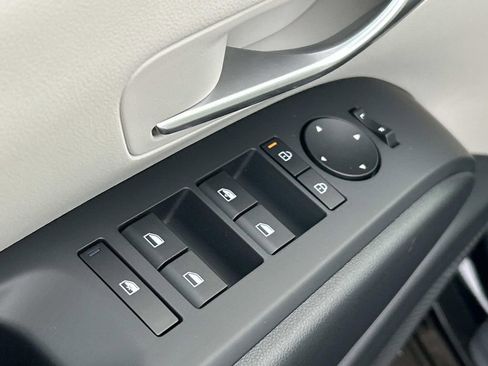 New 2026 Hyundai Tucson Blue SE w/ Tow & Go Package image 17