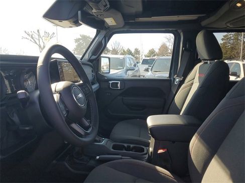 New 2026 Jeep Wrangler Unlimited Rubicon image 16