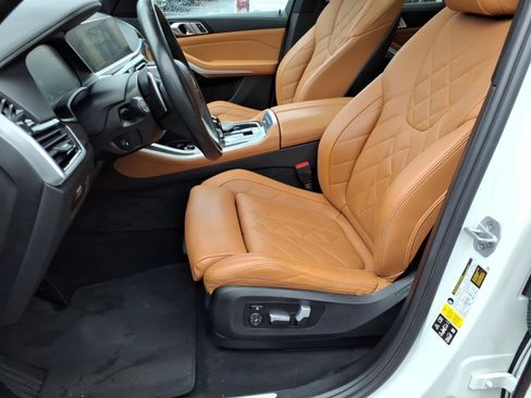 Used 2023 BMW X5 xDrive40i w/ Premium Package AWD/4WD image 17