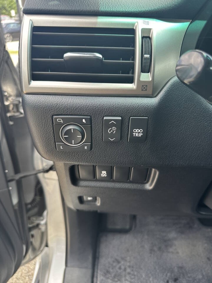 Used 2011 Lexus GX 460 w/ Comfort Plus Pkg AWD/4WD image 9