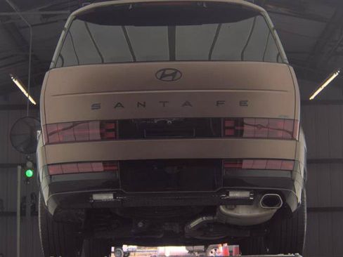 Used 2024 Hyundai Santa Fe Calligraphy AWD/4WD image 3