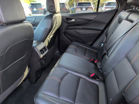 Used 2022 Chevrolet Equinox Premier image 33