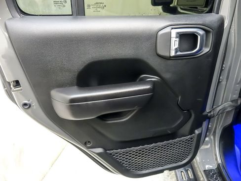 Used 2020 Jeep Wrangler Unlimited Sport S image 21