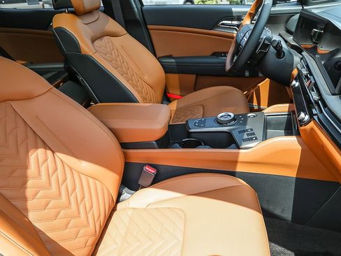 Certified 2026 Kia Sportage X-Line AWD/4WD image 15