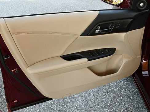 Used 2014 Honda Accord EX-L image 33