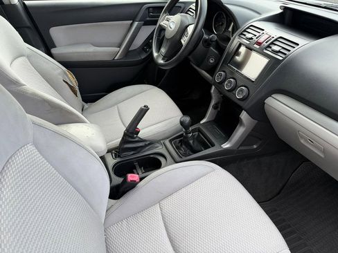 Used 2014 Subaru Forester 2.5i image 21