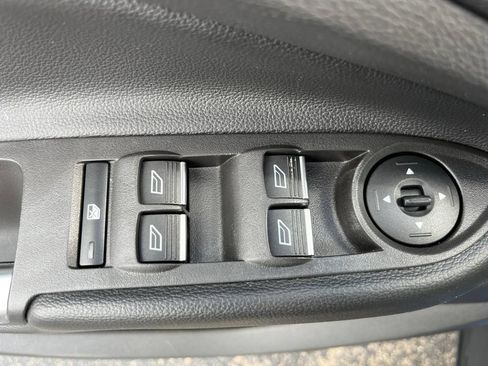 Used 2019 Ford Escape SE AWD/4WD image 17
