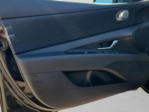 New 2026 Hyundai Elantra Blue image 28