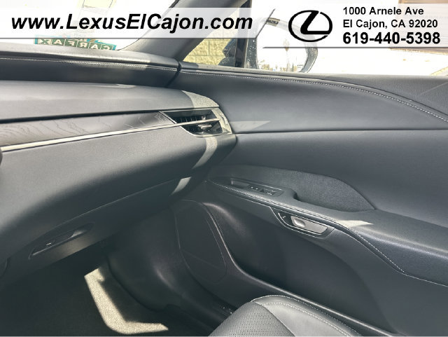 Used 2025 Lexus RX 350 Premium w/ Accessory Package (Z1) FWD image 8