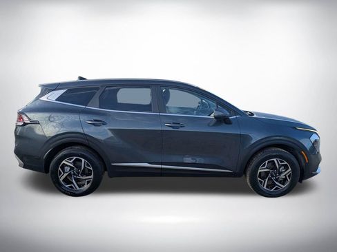 Used 2023 Kia Sportage LX AWD/4WD image 2