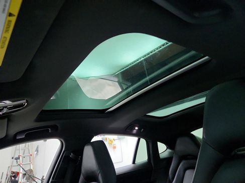 Used 2017 Porsche Panamera 4 image 14