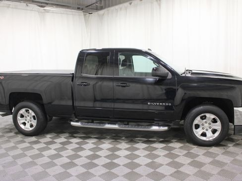 Used 2017 Chevrolet Silverado 1500 LT w/ Trailering Package AWD/4WD image 26