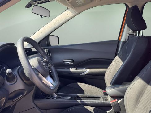 Used 2023 Nissan Kicks SV FWD image 8