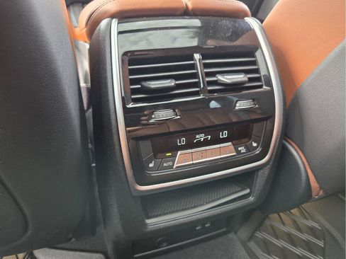 Used 2026 BMW X5 sDrive40i w/ M Sport Package RWD image 15
