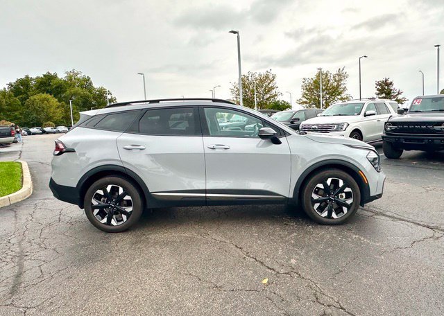 Used 2024 Kia Sportage X-Line w/ X-Line Premium Package AWD/4WD image 16