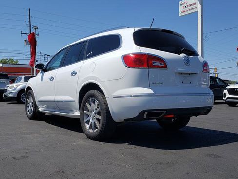 Used 2017 Buick Enclave Leather FWD image 5