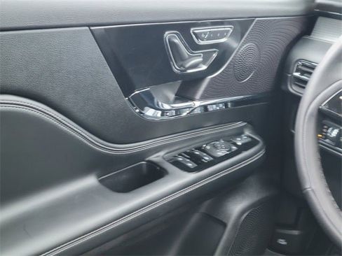 New 2026 Lincoln Corsair Premiere image 35