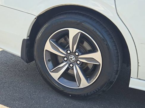 Used 2019 Honda Odyssey Touring image 9