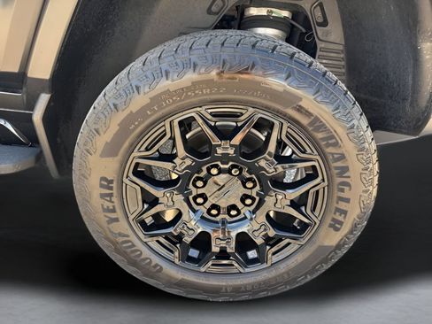 Used 2024 GMC Hummer EV 3X AWD/4WD image 35