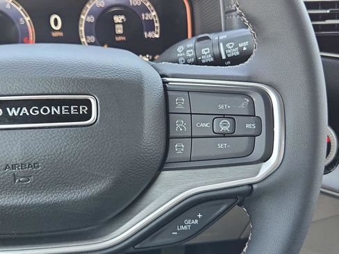 New 2026 Jeep Grand Wagoneer 2WD w/ Premium Group I image 24