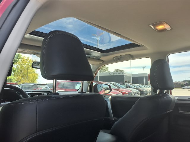 Used 2024 Toyota 4Runner SR5 Premium w/ Moonroof Package AWD/4WD image 12