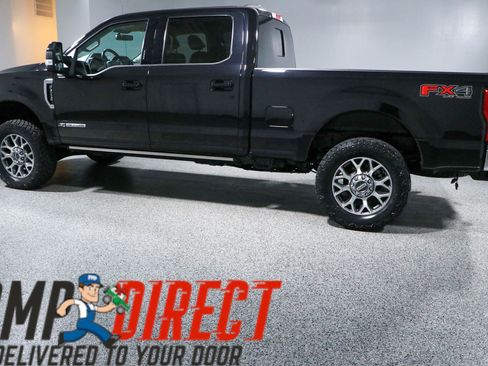 Used 2022 Ford F250 Lariat w/ Lariat Value Package AWD/4WD image 10