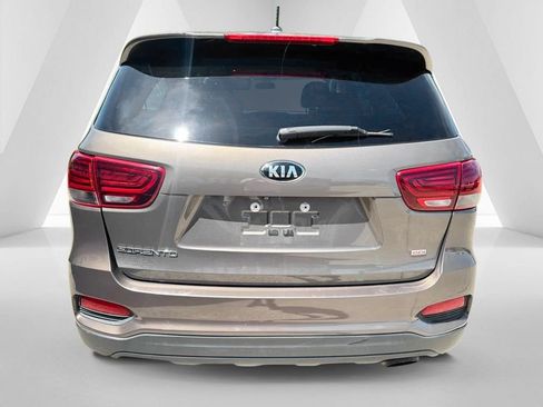 Used 2019 Kia Sorento AWD image 6