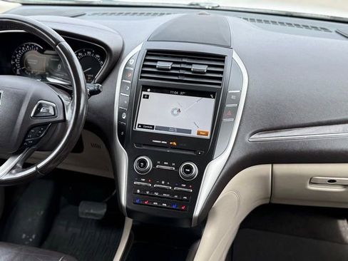 Used 2019 Lincoln MKC Reserve w/ MKC Climate Package image 24