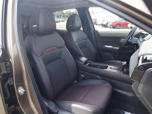 Certified 2025 Nissan Kicks SR w/ SR Premium Package FWD image 20