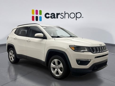 Used 2018 Jeep Compass Latitude w/ Popular Equipment Group image 5