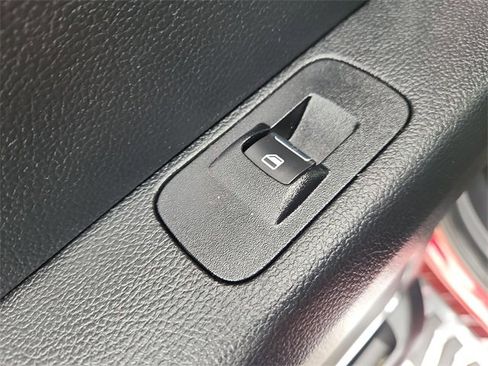 Used 2017 Ford F150 Lariat image 10