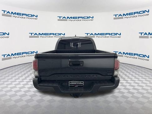 Used 2020 Toyota Tacoma TRD Off-Road AWD/4WD image 4