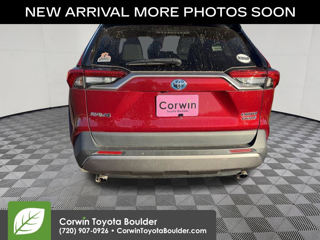 Used 2021 Toyota RAV4 Limited AWD/4WD image 6