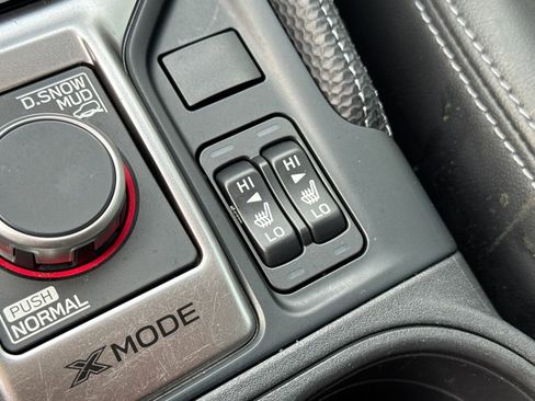 Used 2020 Subaru Forester Limited image 26