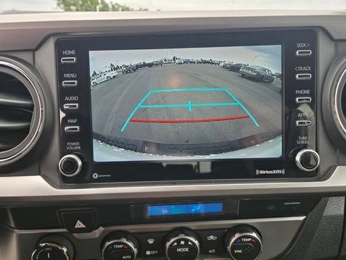 Certified 2022 Toyota Tacoma SR5 AWD/4WD image 14
