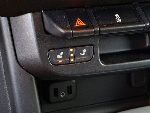 Used 2019 Chevrolet Colorado LT w/ LT Convenience Package image 22