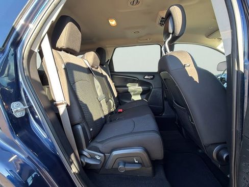 Used 2020 Dodge Journey SE w/ SE Popular Equipment Group image 12