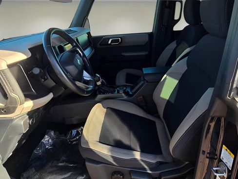 Used 2021 Ford Bronco Big Bend image 12