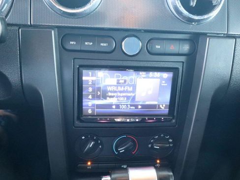 Used 2008 Ford Mustang GT RWD image 20
