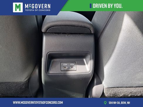 Used 2023 Toyota Corolla LE w/ Carpet Mat Package (TMS) FWD image 15