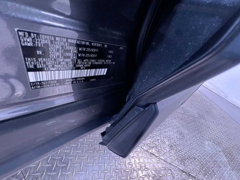 Used 2024 Toyota RAV4 LE image 40