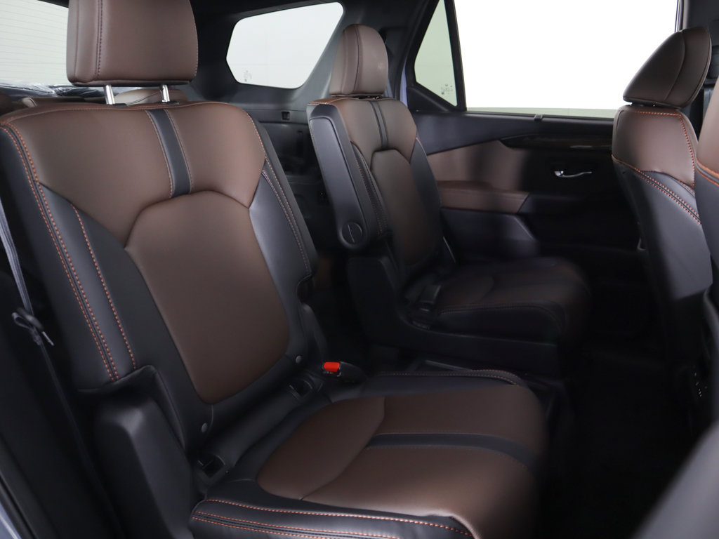 New 2026 Honda Pilot TrailSport image 23
