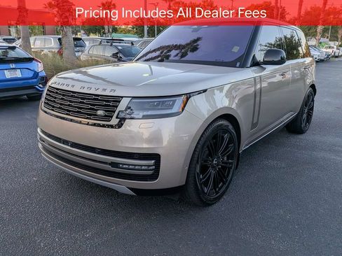 Used 2023 Land Rover Range Rover SE AWD/4WD image 8