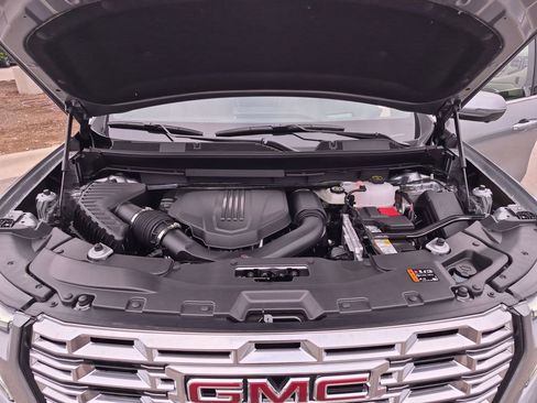 New 2026 GMC Acadia Denali AWD/4WD image 17